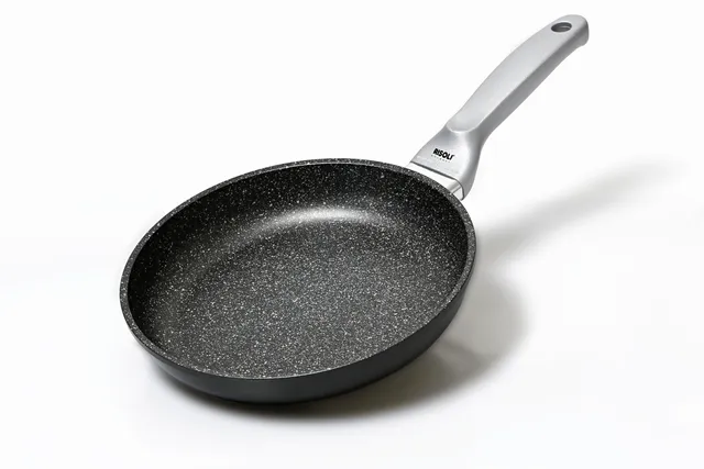 risoli-granito-padella-antiaderente-20-cm-alluminio-fuso-fondo-induzione-full-bo image 1