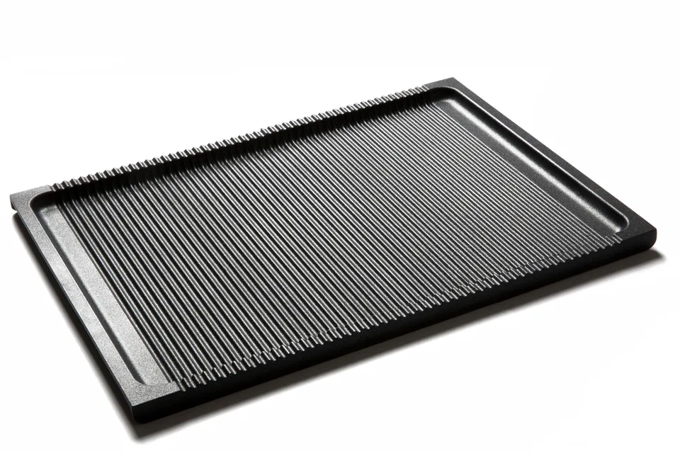 risoli-bbq-piastra-grill-antiaderente-38x22-cm-in-alluminio-fuso-riciclato-6-mm- image 1