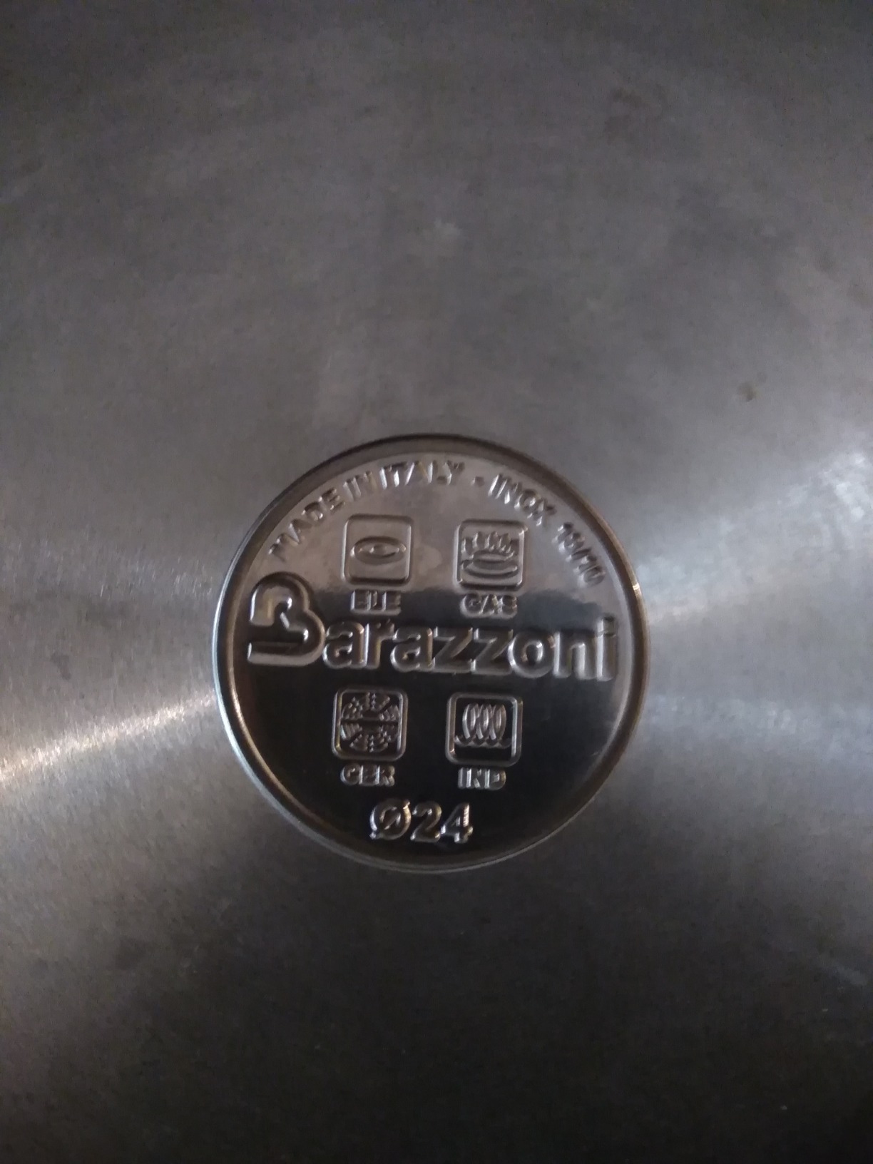 Deluso dai manici dei cestelli