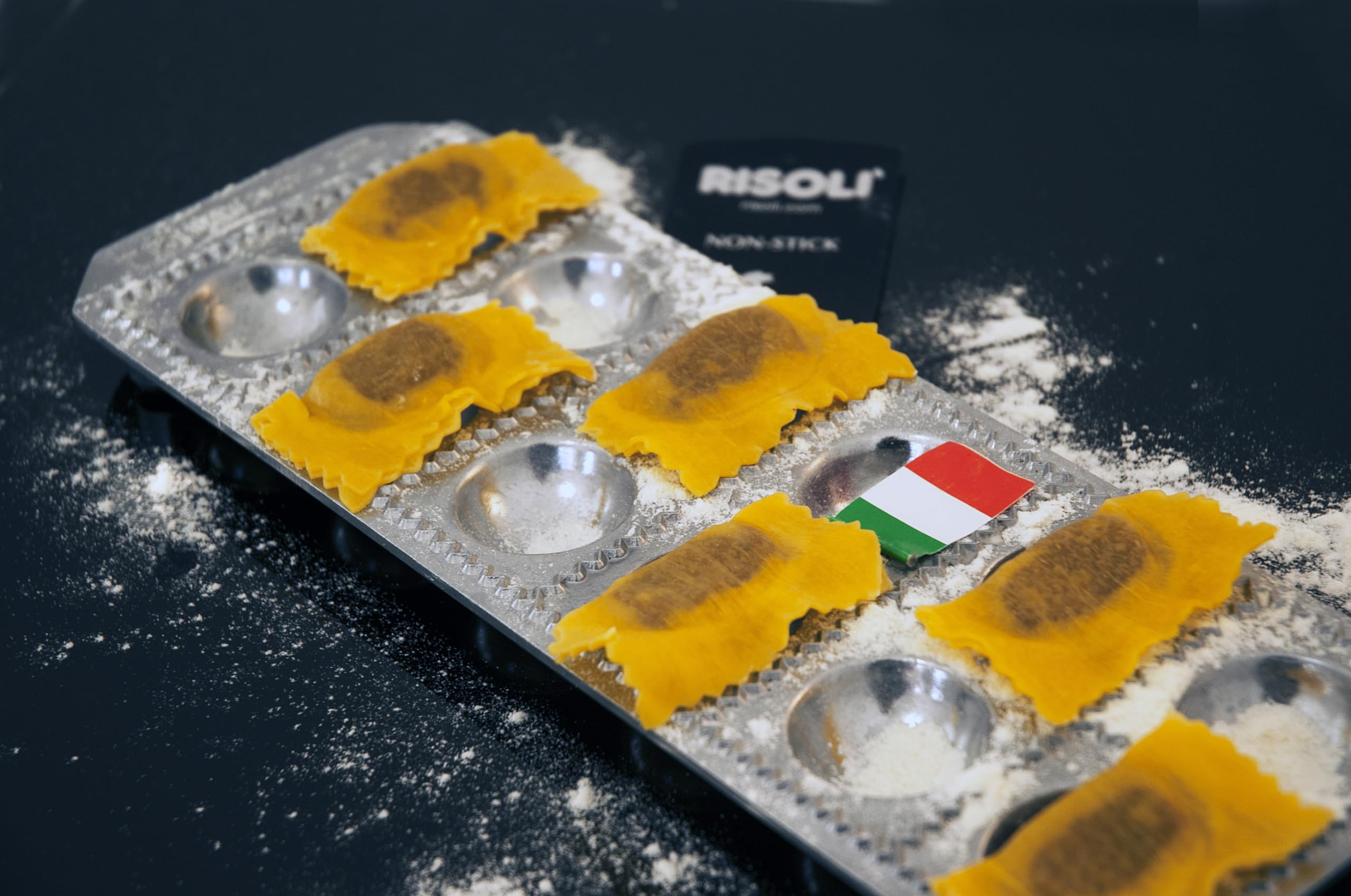 risoli-raviolcasa-stampo-per-ravioli-da-24-in-alluminio-pressofuso-riciclato-con image 2